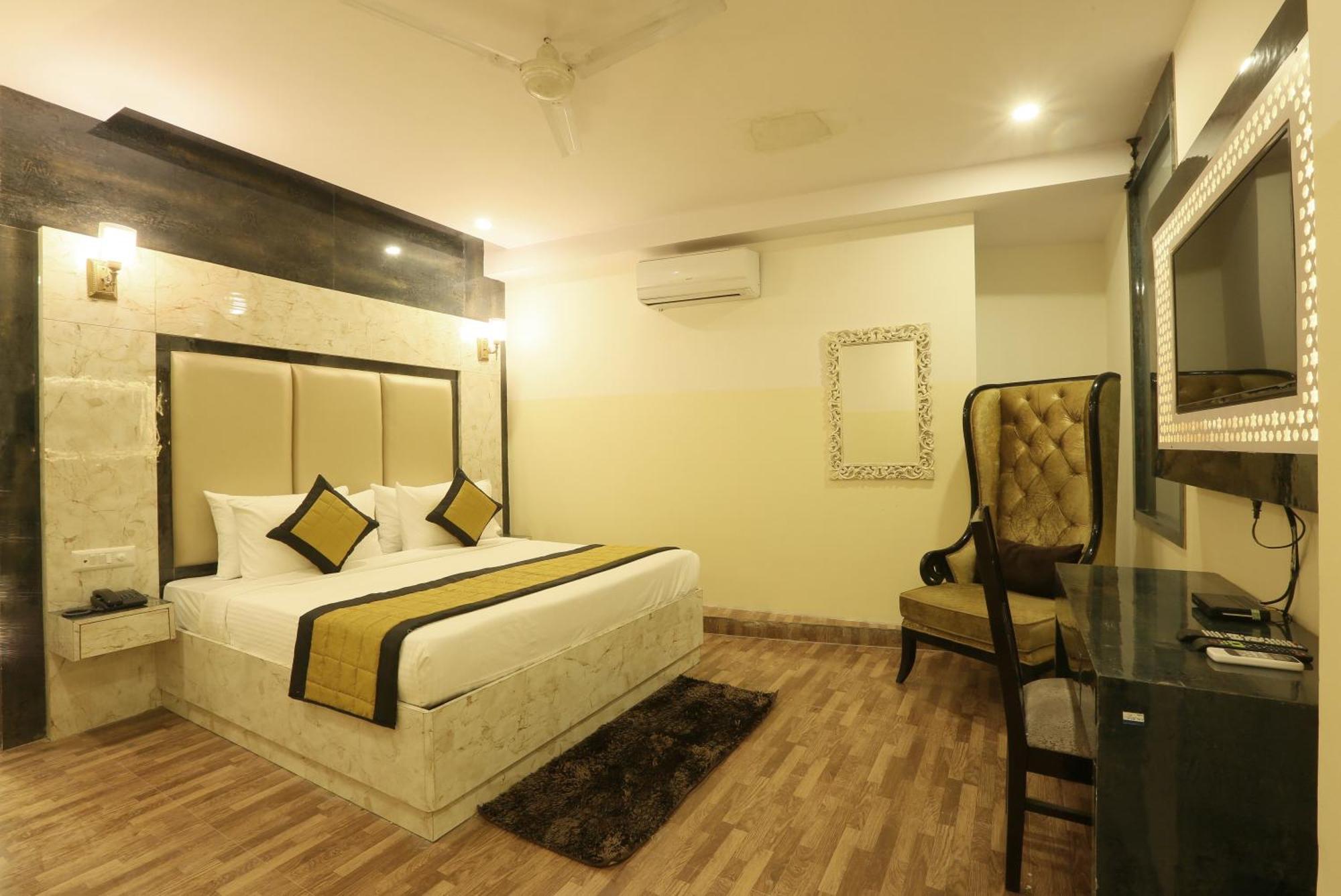 Bed & Breakfast Plazzo Prime Plaza At Delhi Airport
