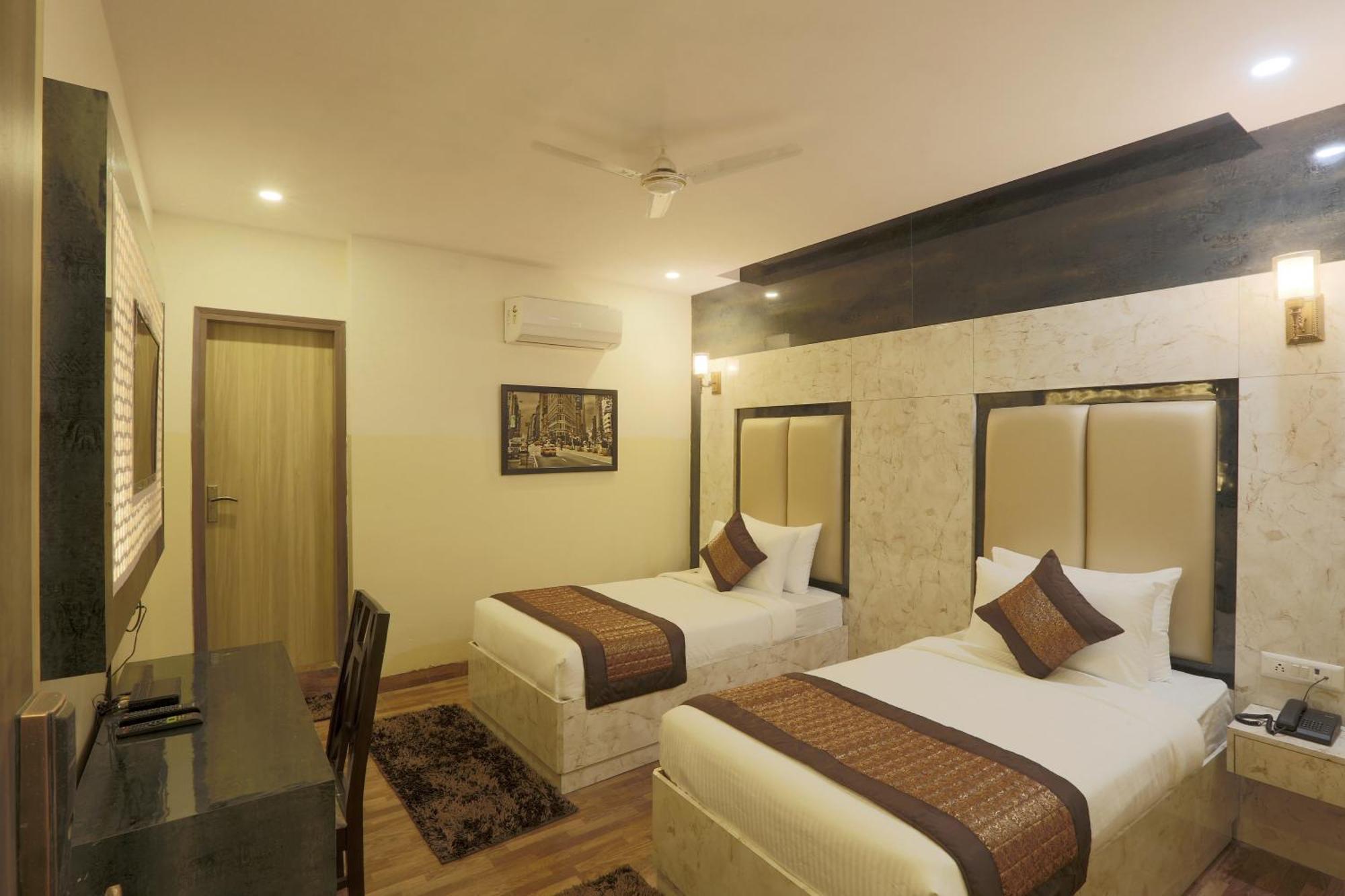 Bed & Breakfast Plazzo Prime Plaza At Delhi Airport *