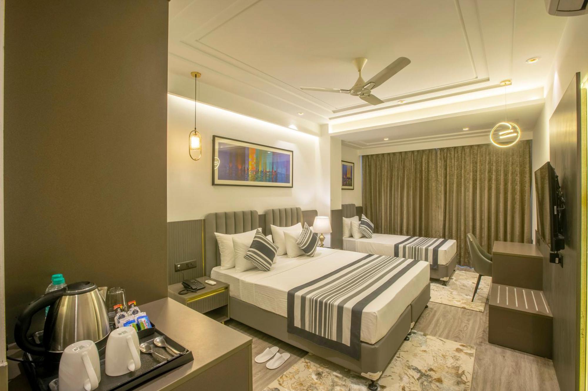 Bed & Breakfast Plazzo Prime Plaza At Delhi Airport